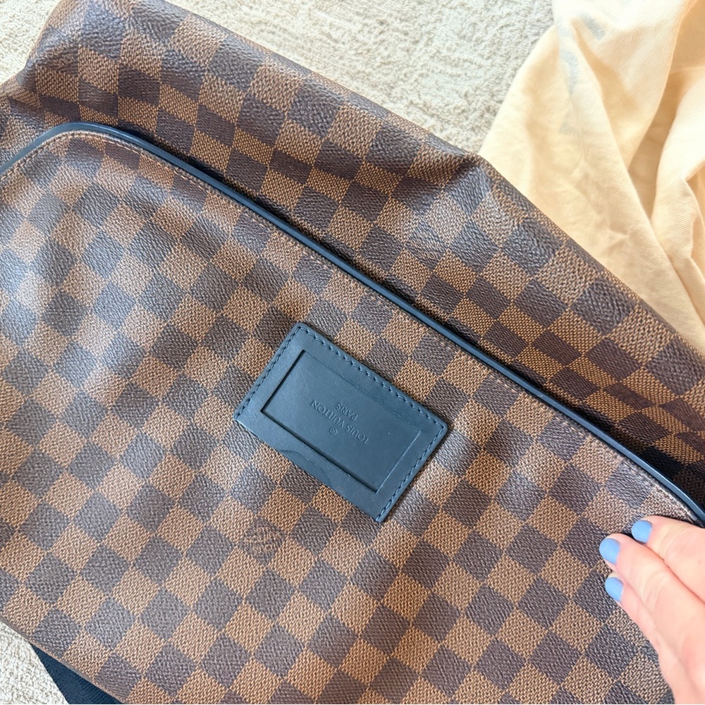 Louis Vuitton messenger bag - Picture 9 of 10